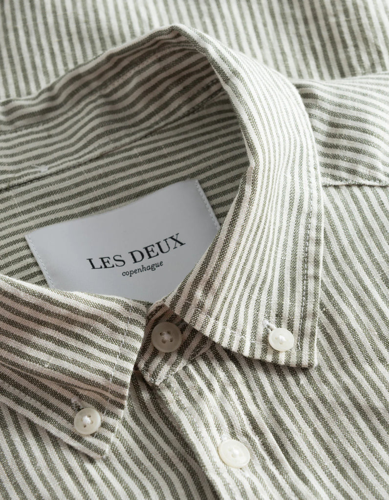 Les Deux Kristian Linen B.D. Shirt - Ivory / Olive Night